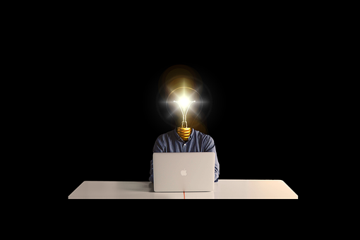 给AI投毒成黑产,传统搜索可以打一场“信任重构”战