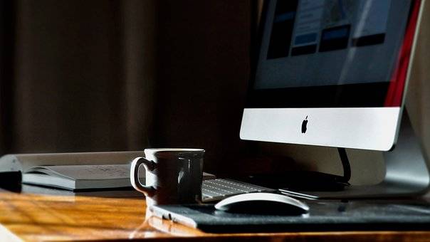 WorkBuddy VS Codex：八个维度讲透国内企业该怎么选