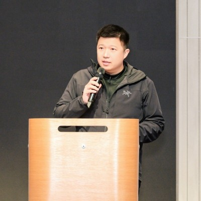 大厂都在教人一句话做APP,Rome却让AI给自己开发应用