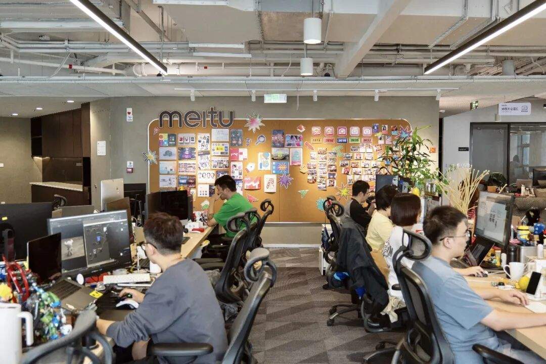 美图赚到AI的钱了，然后呢